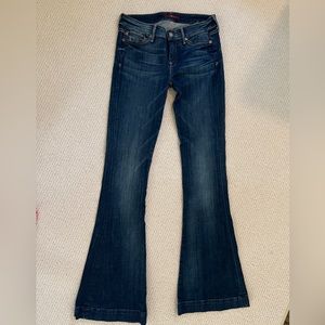 Seven For All Mankind flares size 26
